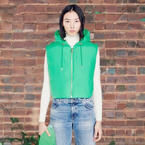 SANDRO Paris Sleeveless Puffer Vest Jacket Full Zip Dovy Hooded Cropped Coat Top - Picture 1 of 12